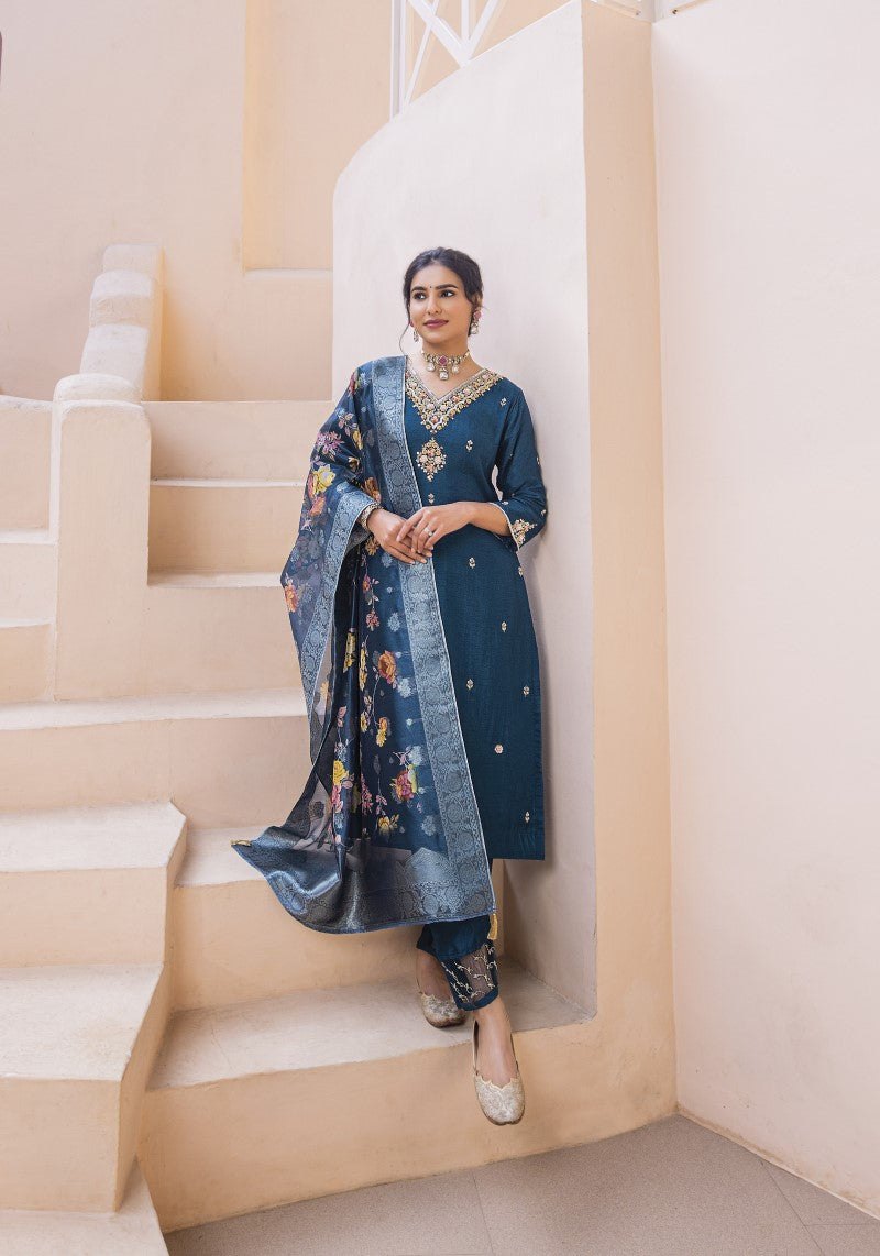 Mesmerizing Teal Blue Kurti Pant With Heavy Jacquard Dupatta