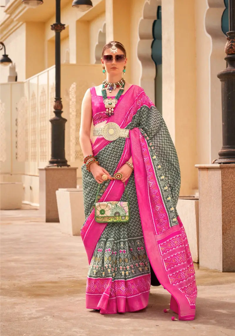 Elegant Chevron Viscose Silk Patola Saree With Pink Pallu