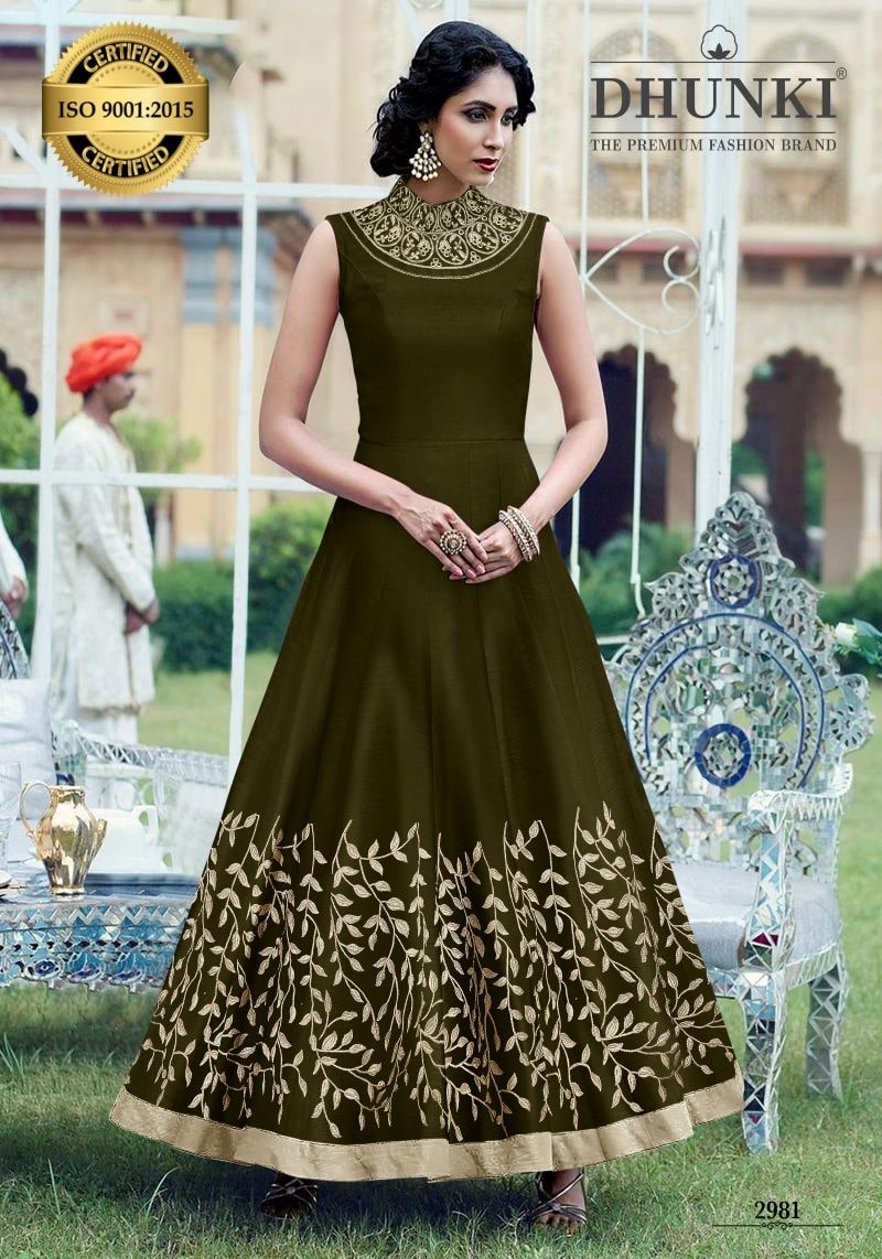 New Stitching Styles Of Pakistani Party Dresses In 202324  Pakistani  formal dresses Party wear dresses Indian fashion dresses
